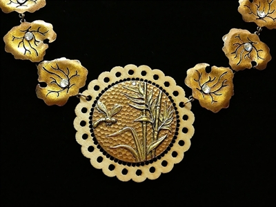 Picture of Brass necklace & Swarovski